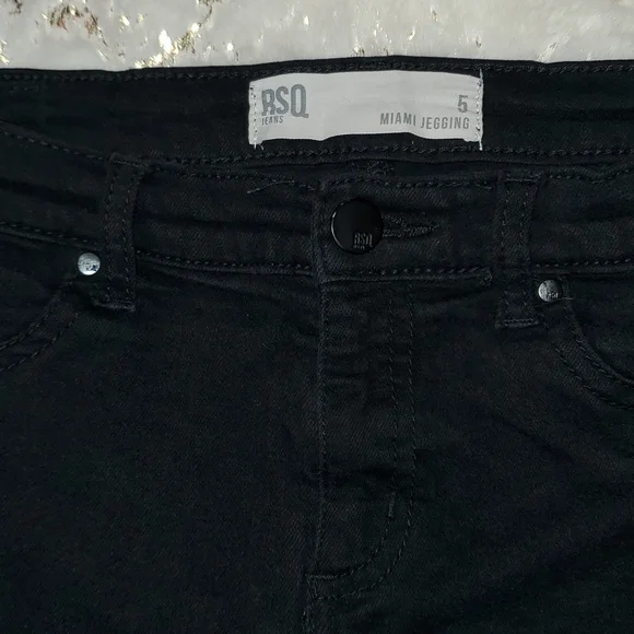 Jeans - Picture 2 of 2